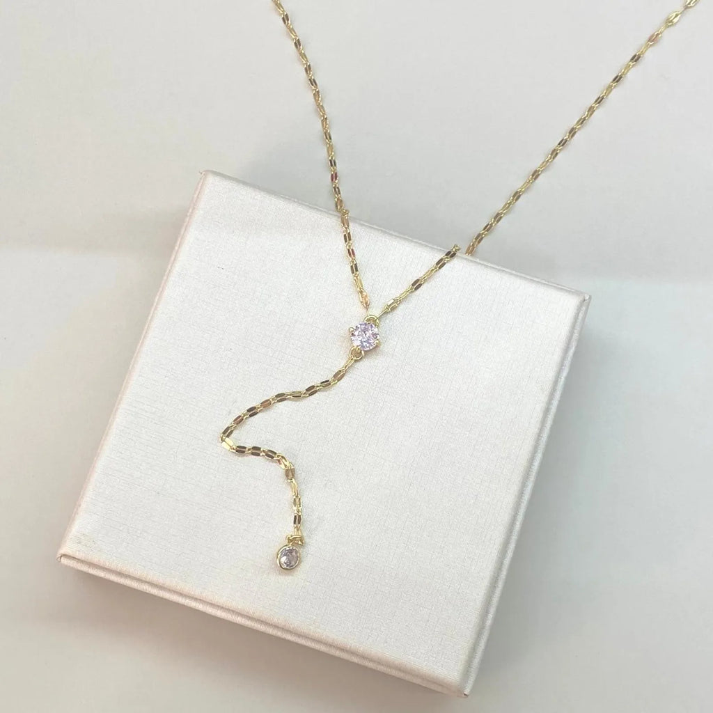 COLAR CHAPA GRAVATINHA PONTO DE LUZ BANHADO A OURO 18K