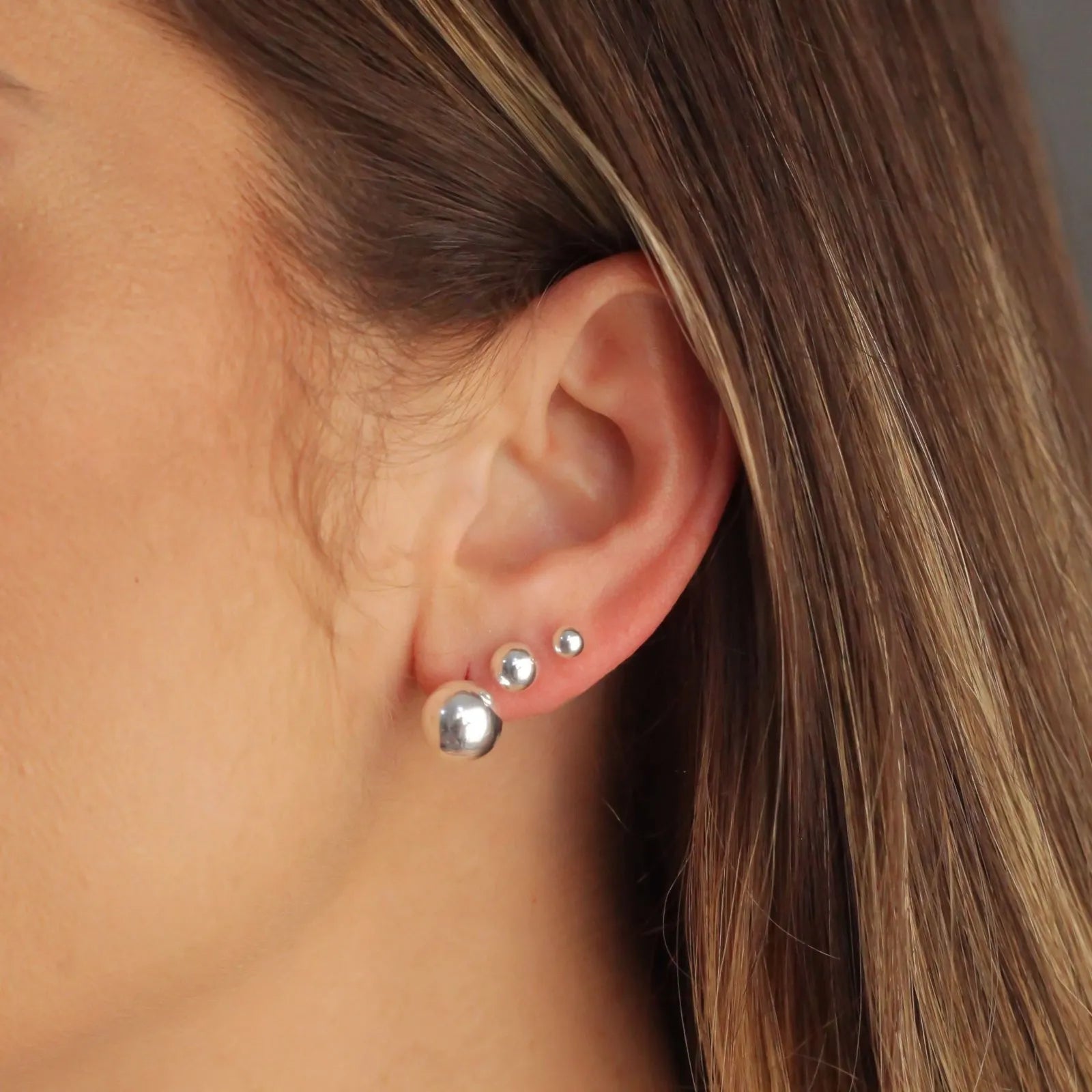 BRINCO TRIO BOLA DEGRADÊ BANHADO A PRATA