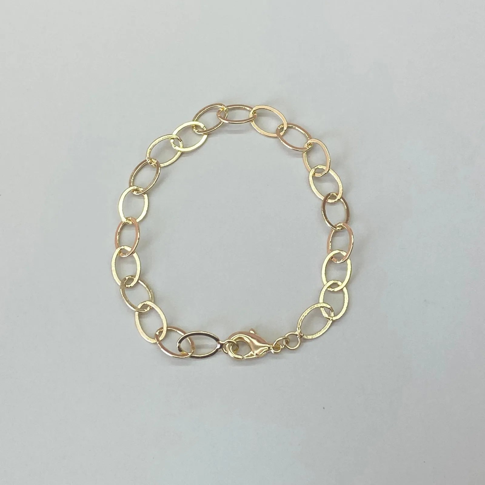 PULSEIRA ELOS DELICADA BANHADA A OURO 18K