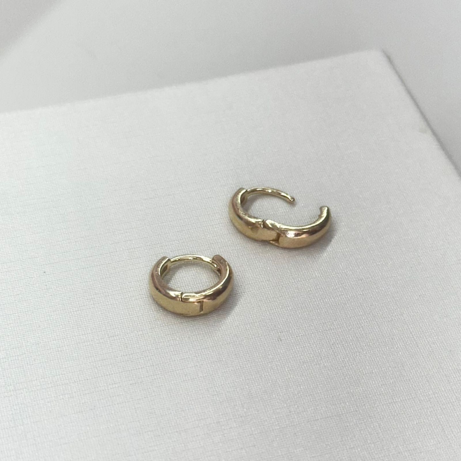 BRINCO ARGOLA P LISA BANHADA A PRATA