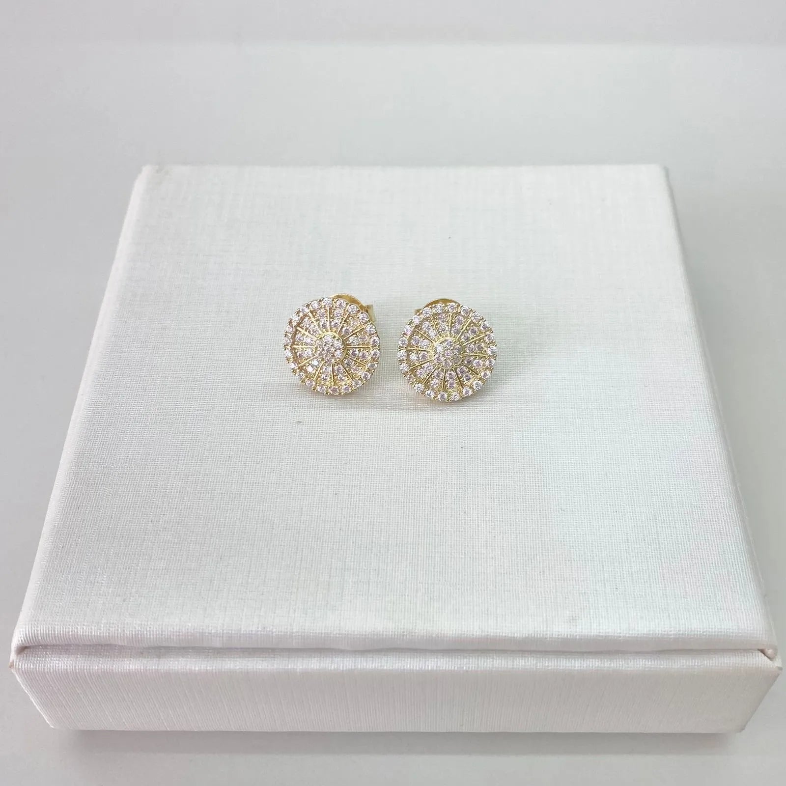 BRINCO PIZZA CRAVEJADO BANHADO A OURO 18K