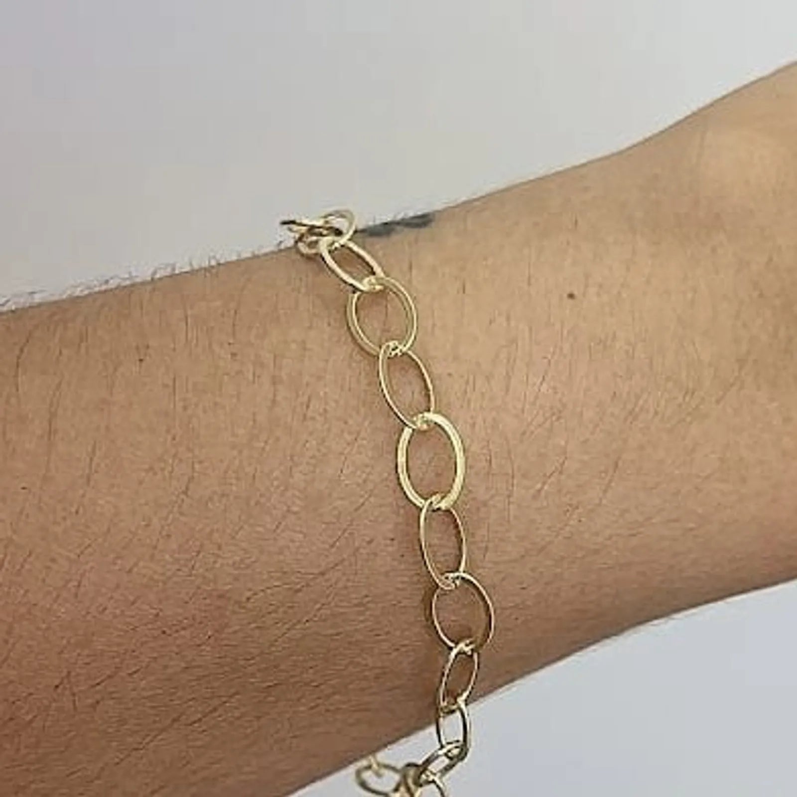 PULSEIRA ELOS DELICADA BANHADA A OURO 18K