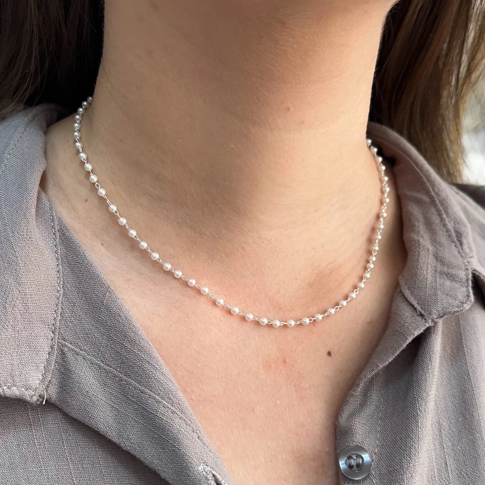 CHOKER PÉROLAS MINI BANHADA A PRATA