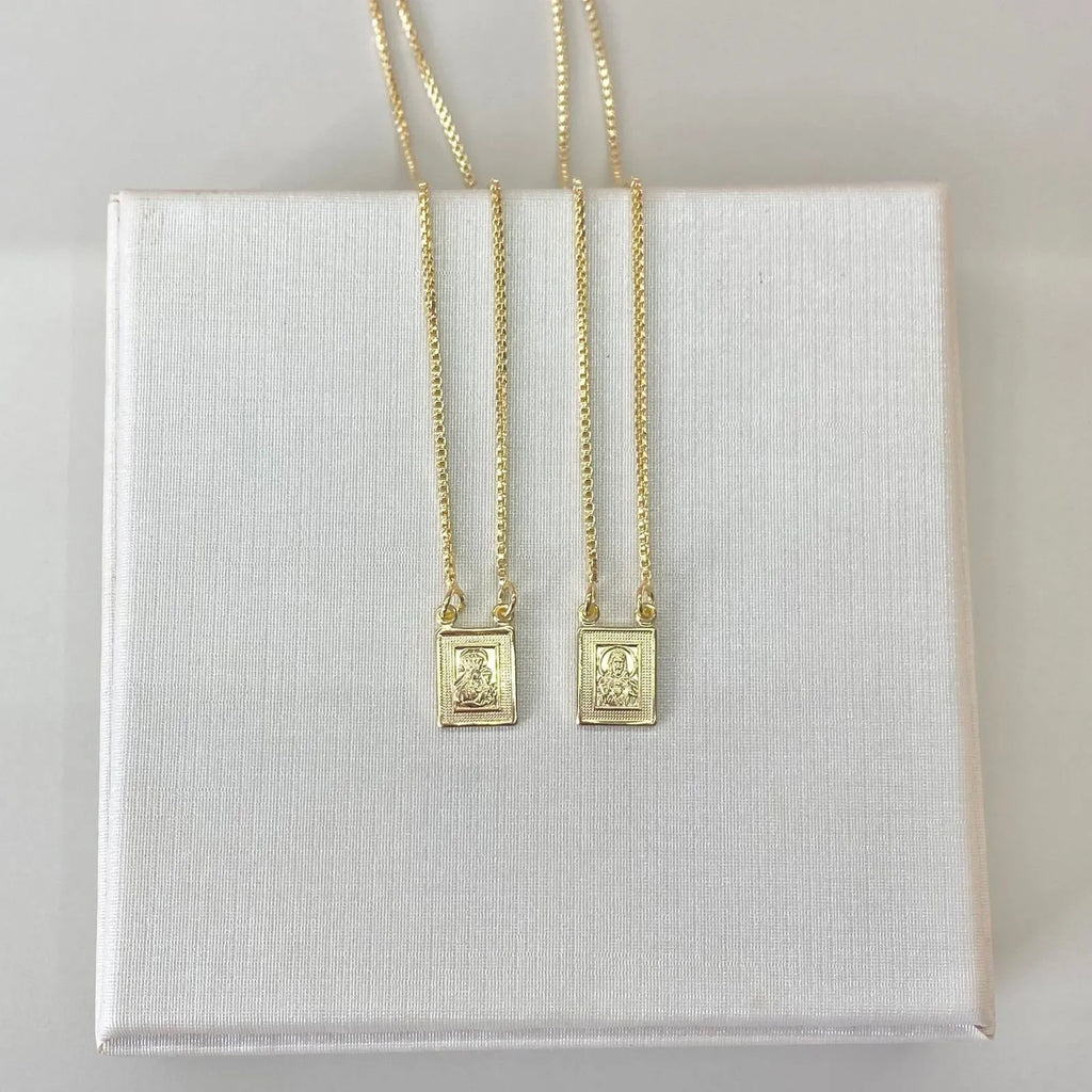 ESCAPULÁRIO JESUS E NOSSA SENHORA DO CARMO BANHADO A OURO 18K