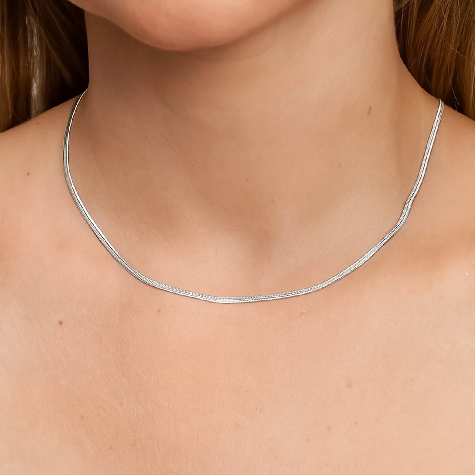 CHOKER FITA 2MM BANHADA A PRATA