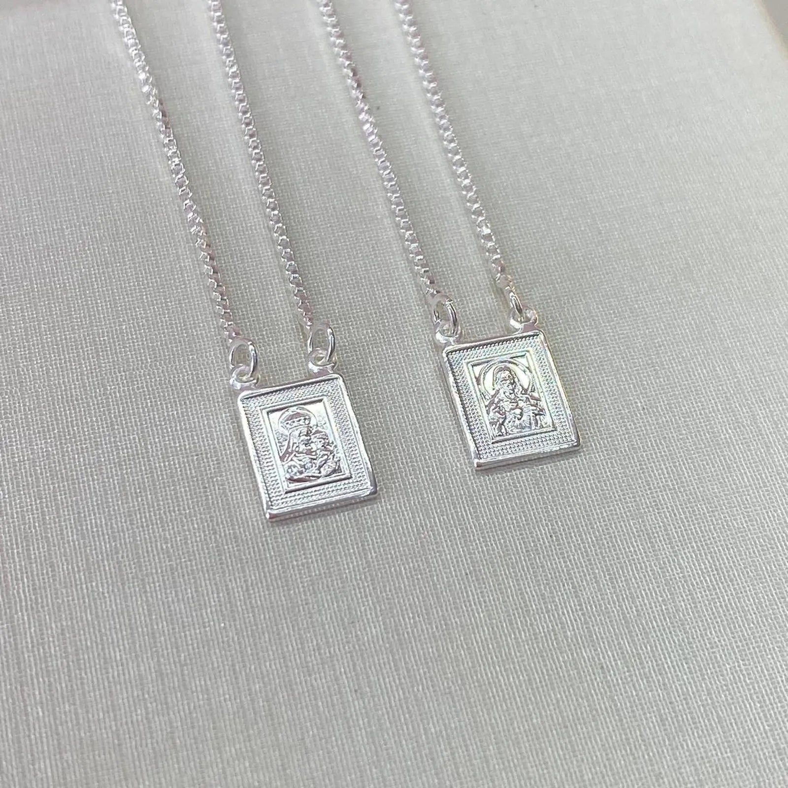 ESCAPULÁRIO JESUS E NOSSA SENHORA DO CARMO BANHADO A PRATA